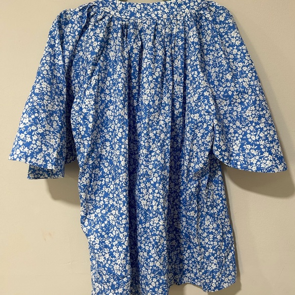 NWT Tuckernuck x Cameron Eubanks Wimberly blooms on broad Finley flutter top - Picture 5 of 6